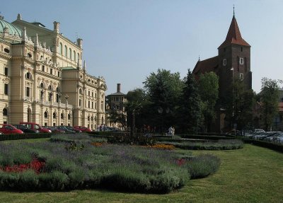 Opera & Church of the Holy Cross