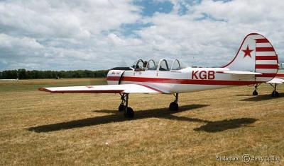 Yak 52.jpg