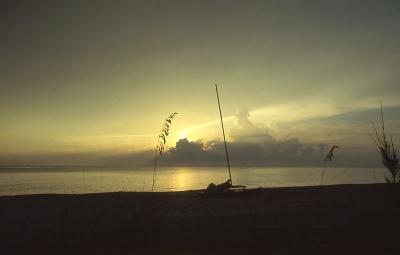 t25s047_Sunset w Hobie, SSP, Captiva, FL, Aug 1987.jpg
