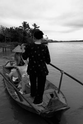 river_boat_people.jpg