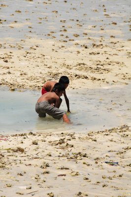 First fishing lesson, Mabul island