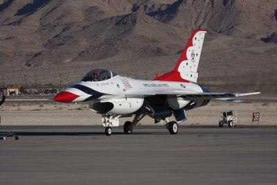 USAF Thunderbirds F-16 #1, Nellis AFB