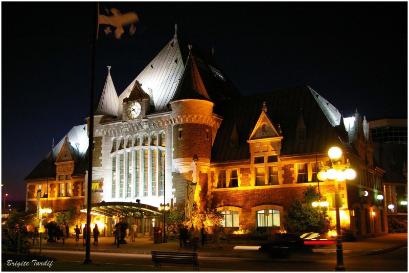 Gare du Palais de soir