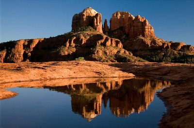Cathedral Rock Reflected 4287.jpg