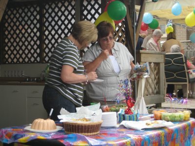 Jane & Anne Marie Floss dealing!