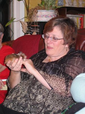 Anne Marie finds a furry friend