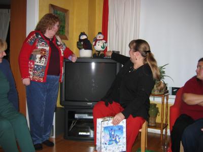 So time to give the hostess with the mostest a thank you present