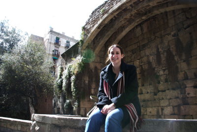 Francine in front of the Roman Aqueduct