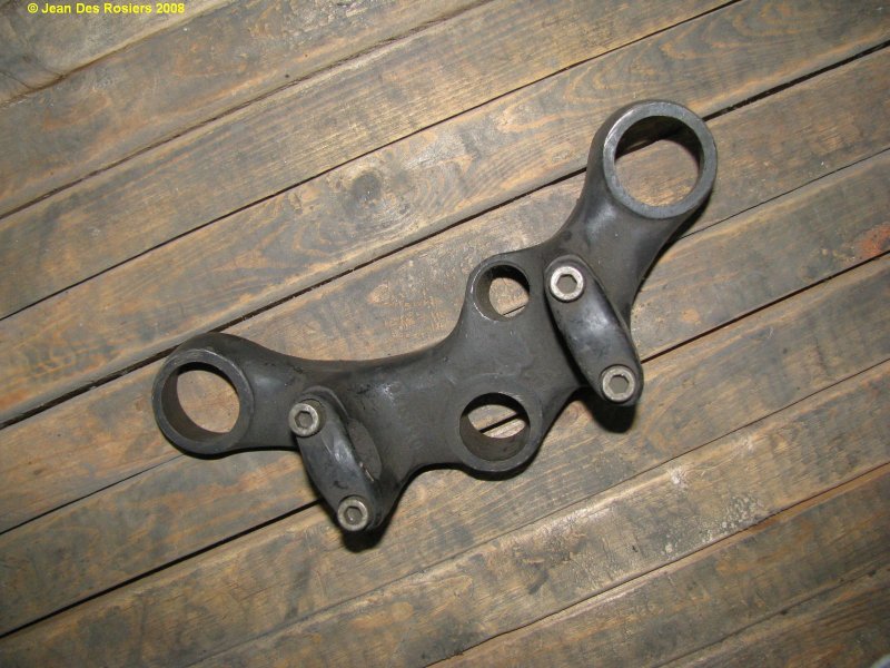 0351 Stock upper triple tree
