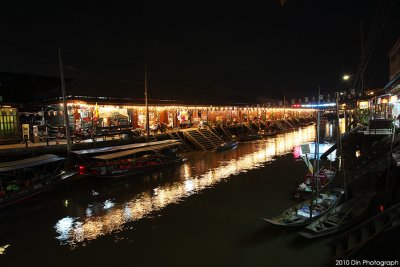 Floating Market @ Night