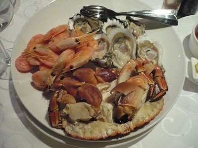 French pink shrimp, crab from scotland, tasmania & S.Africa oyster