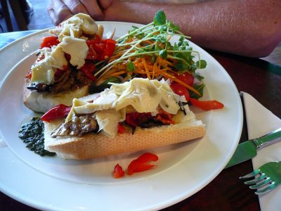 Ching's lunch - steak sandwhich