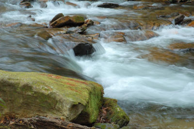 g3/70/459370/3/56613685.ChattahoocheRiverinHelen1web.jpg