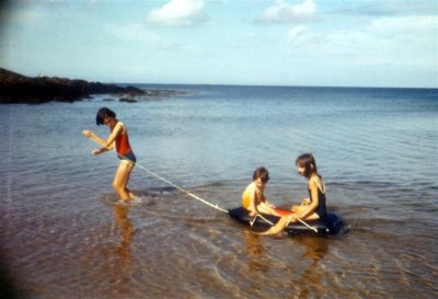 eSlide 18A Lorna towing Elaine and Kathy on dinghy