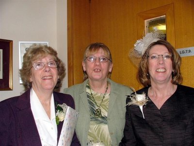 Sisters! - Sylvia, Elaine, Alison DSCF8006
