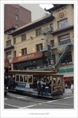 San Francisco - Cable Car in Chinatown