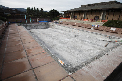 Foothill College swimming pool