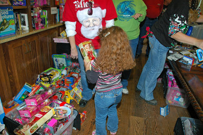 Adopt a Hero for Christmas 2009