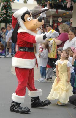 <b>Goofy and Admirer</b><br><font size=2>Disney - MGM Studios