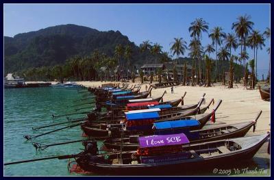 Boats at Ton Sai beach