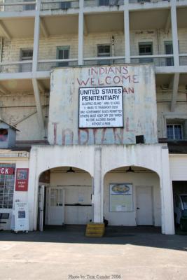 Sign2582.jpg