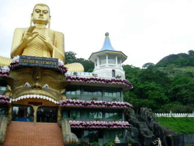 Dambulla - Golden Budda Cave Temple