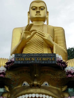 Dambulla - Golden Budda Cave Temple