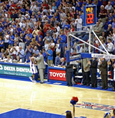 Jeff Hawkins leaves game for final time
