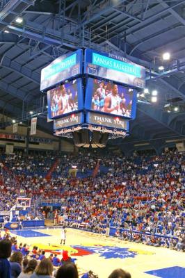 Jeff Hawkins addresses crowd #2