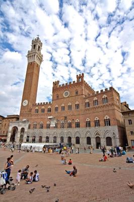 Siena, Piazza del Campo  2