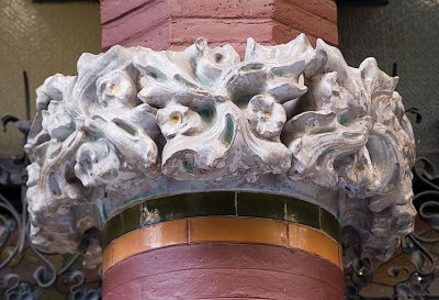 ceramic pillar ornament