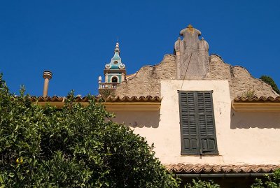 faade above terrace