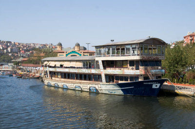 boat on Golden Horn