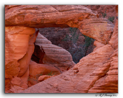 Small Arch in the Valley of Fire