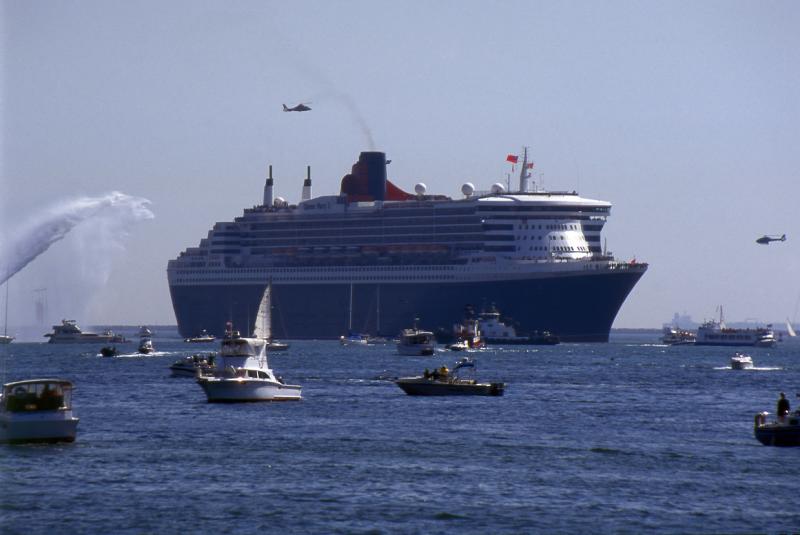 QUEEN MARY 2