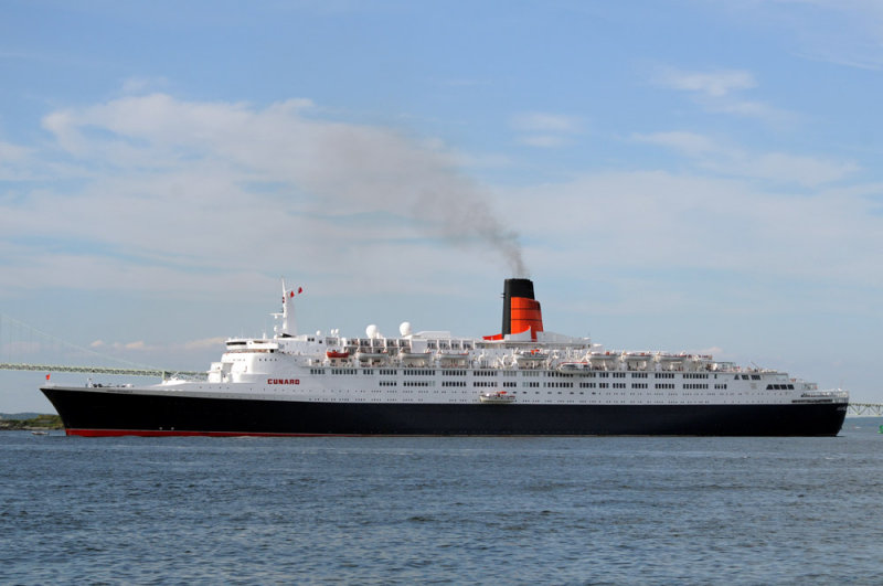 Queen Elizabeth 2