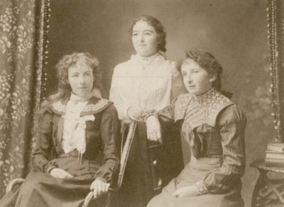 Cousins Katie Dawson ,Ada M Schwennesen and Martha Bickley