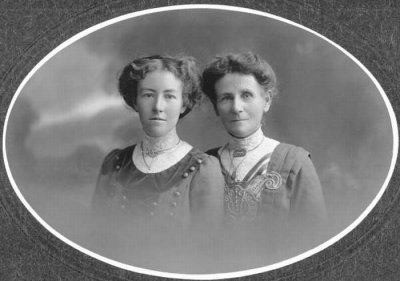 Katie Dawson Brown and her mother Emma McDonagh Dawson