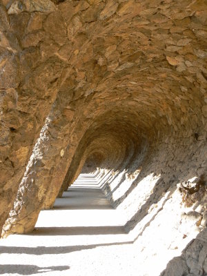 Gaudi tunnel.jpg