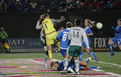 breakers_vs_st_louis_athletica__april_11_2009