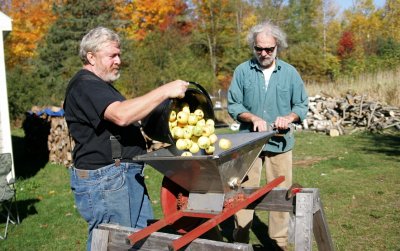 GV3B7156apples.jpg