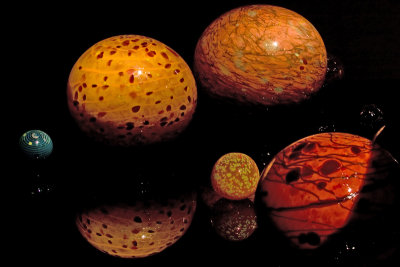 balls, spheres, planets, eggs