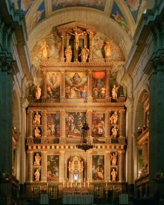 Avila Cathedral nave