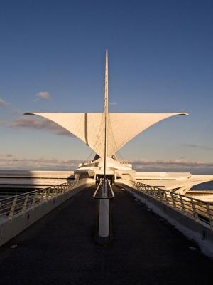 g3/72/5072/3/57879679.S600603034567_Brise_Soleil_dusk_head_onweb.jpg