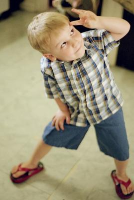 g3/72/541772/3/57788198.funnyboy.jpg