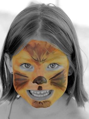 g3/72/541772/3/58332406.katieraaawr2select.jpg