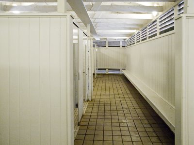 Mens changing room #1