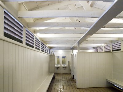Mens changing room #2