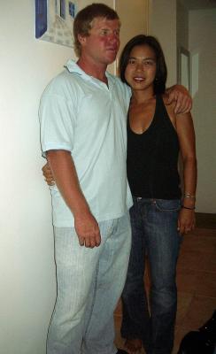 g3/72/582072/3/55013157.Nightout2.jpg