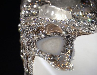 teuco-swarovski-bathtub-crystal-detail.jpg